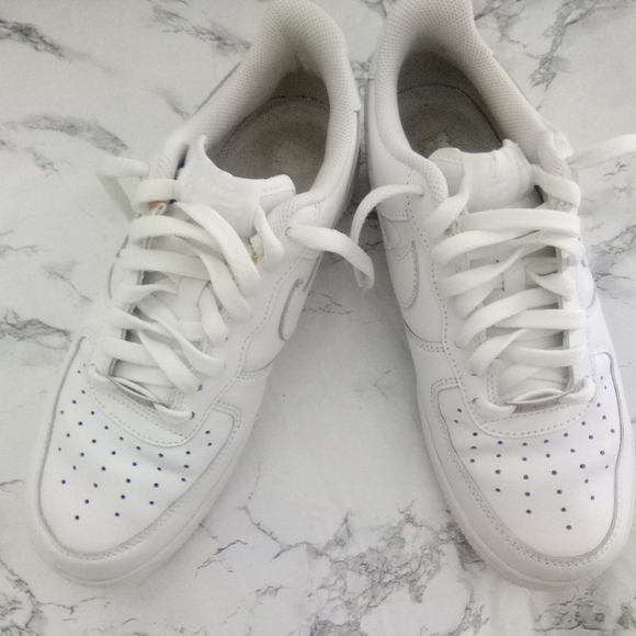 Nike Air Force 1's - Picture 2 of 5